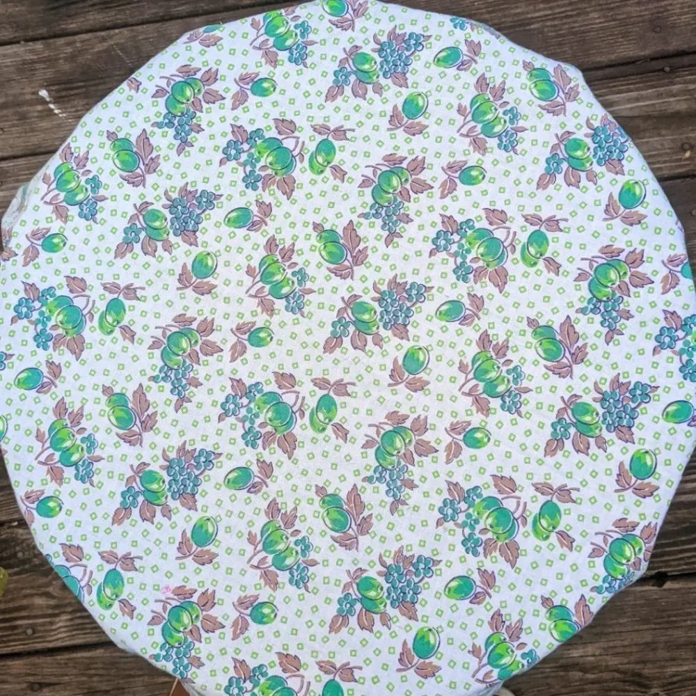 Vintage fruit and flower green‎ tan and white tablecloth
